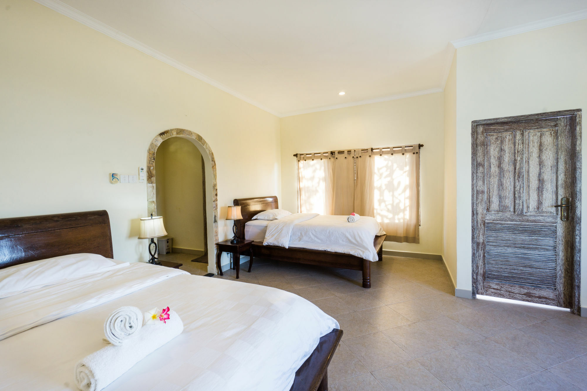 נוסה-למבונגן Ware Ware Surf Bungalow Lembongan מראה חיצוני תמונה